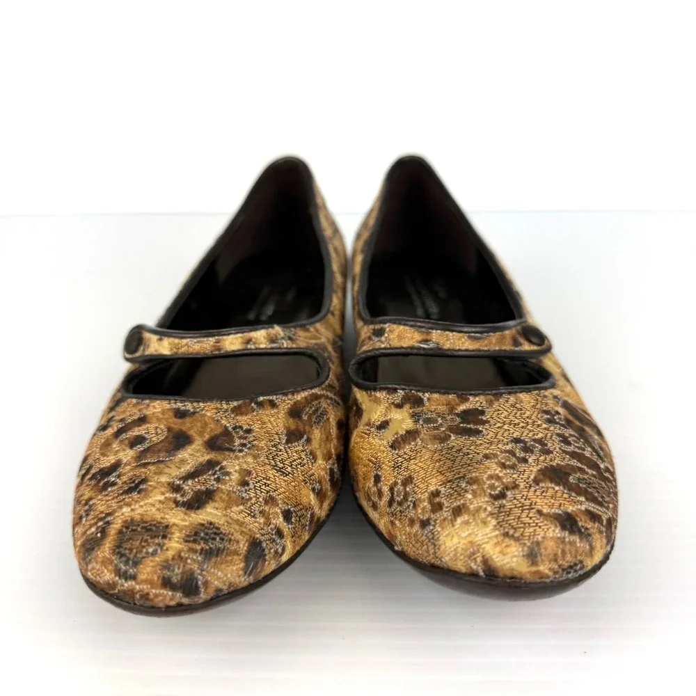 Donald‎ J Pliner Couture Henna Leopard Mary Jane Flats Jacquard Italy Size 8M